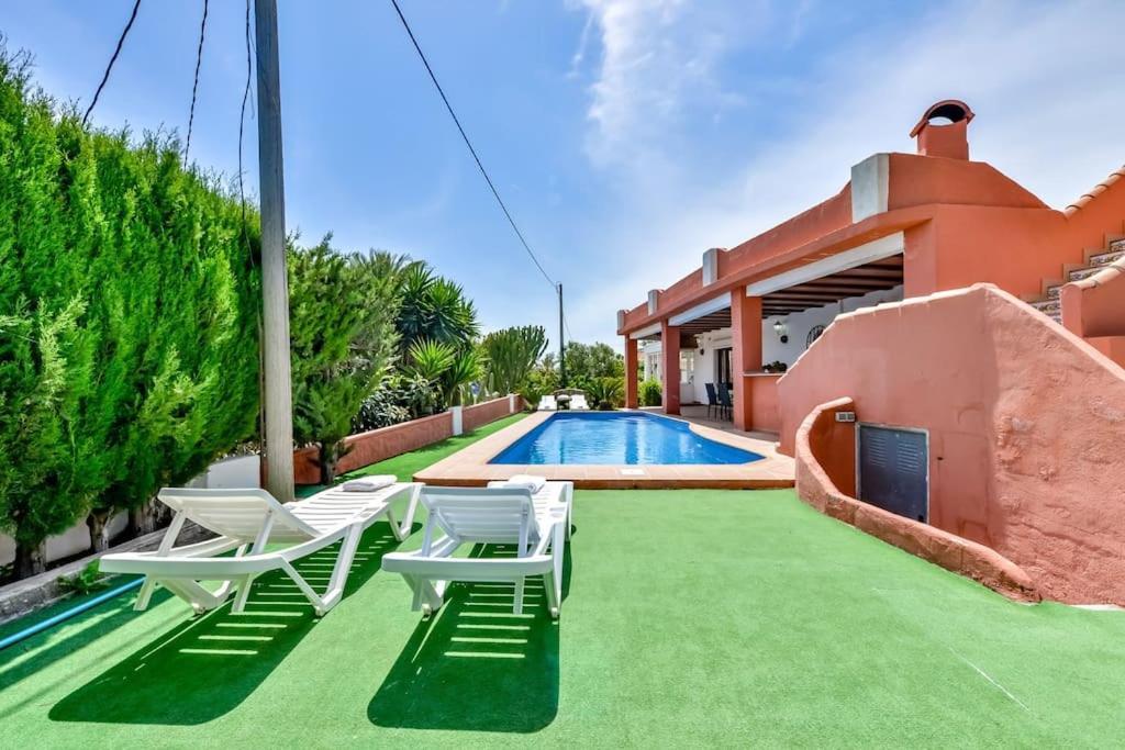 Villas Guzman - Mouna Calp Exterior foto