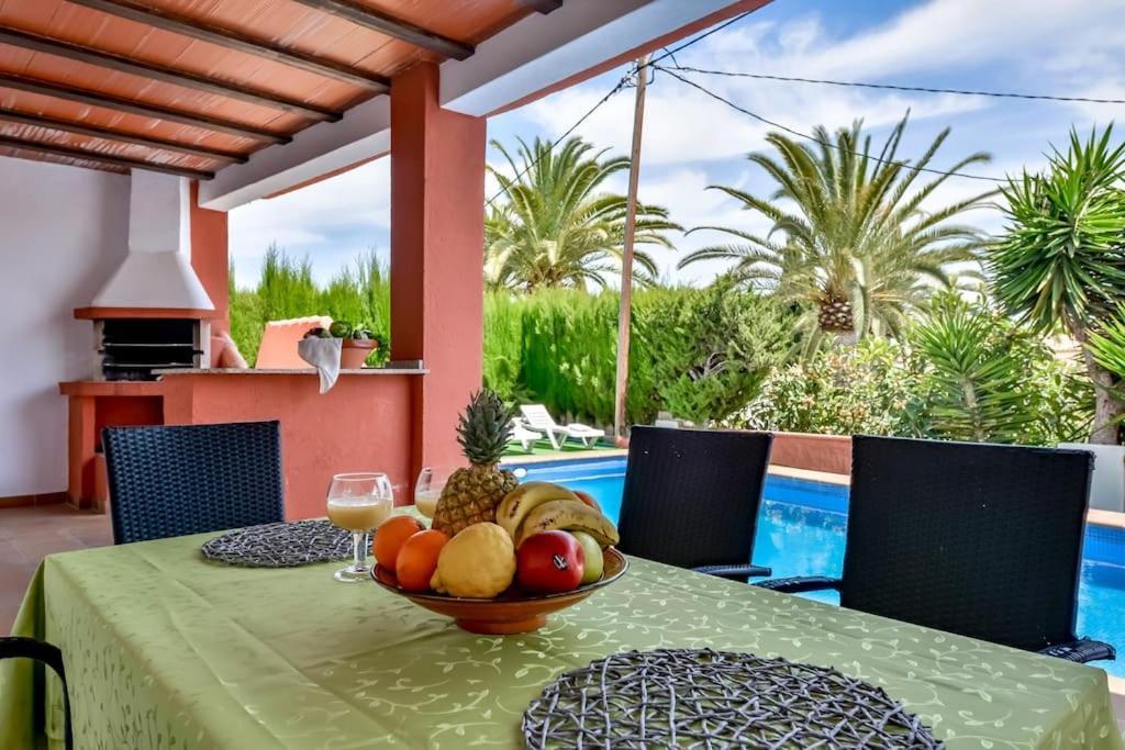 Villas Guzman - Mouna Calp Exterior foto
